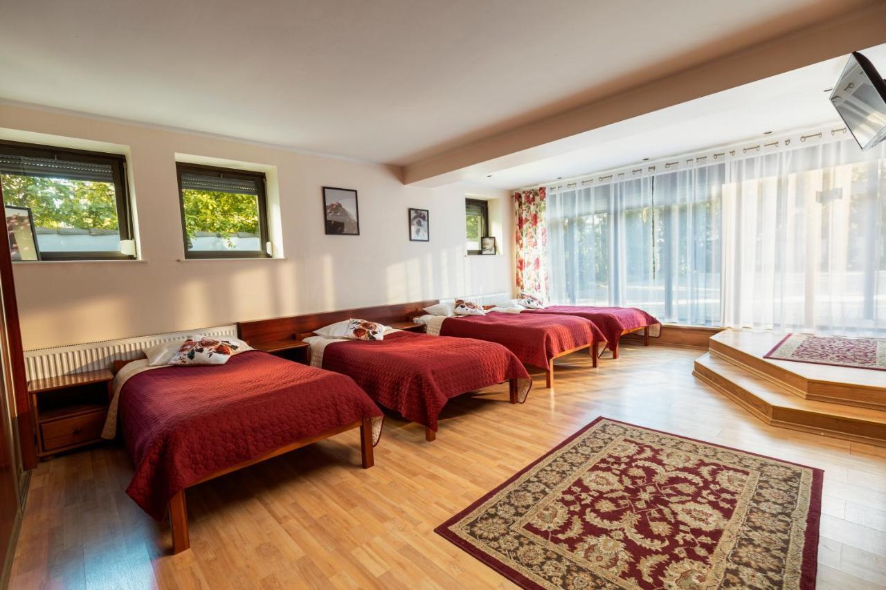 Villa Toscania-Check In 24H Poznan Exterior photo